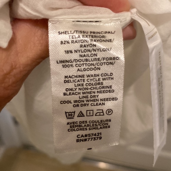 White orint ruffle dress  3/4 sleeve lined never worn - Picture 5 of 6